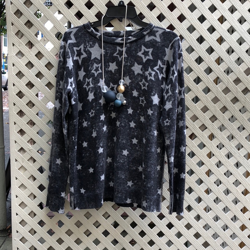 Crew neck sweater